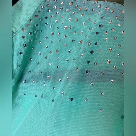 Roll Sleeve Rhinestone Top - Picture 4 of 6